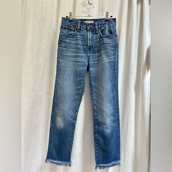 Madewell Denim - Madewell perfect vintage Jean medium indigo wash distressed raw hem size 25